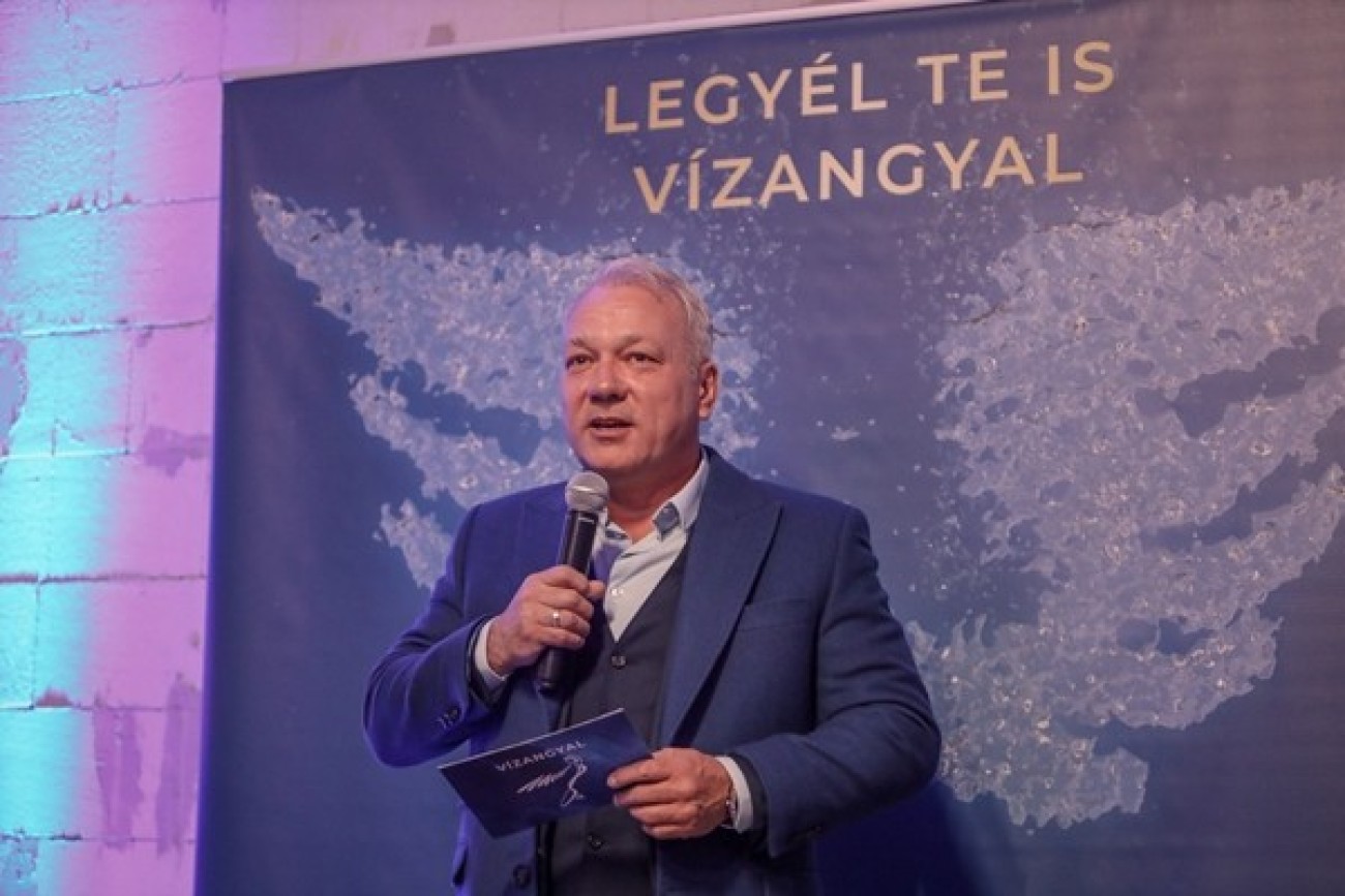 Életmódközpontot nyitott az egyik Cápa