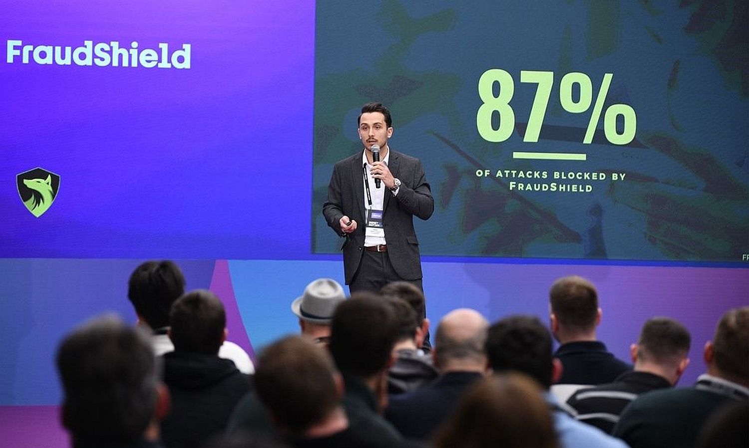 Máté Gábor Lénárt_FraudShield_pitch_Money Motion 2025_FraudShield_LinkedIn